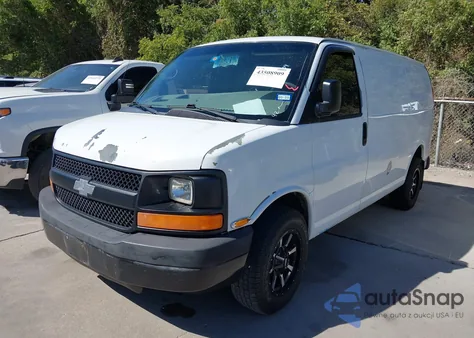 2012 Chevrolet Express 2500 Work Van z USA, uszkodzony, nr VIN 1GCWGFBA5C1194666